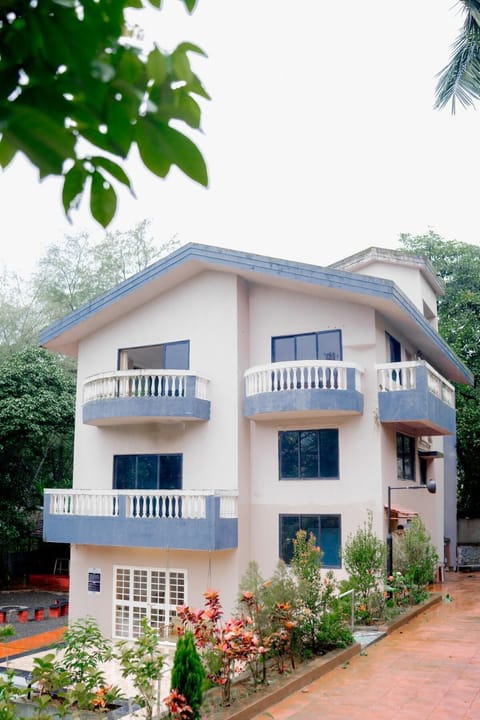 Property building, View (from property/room), Balcony/Terrace
