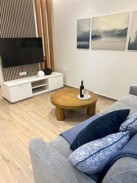 TV and multimedia, Seating area