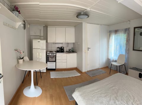 Wooden house studio 1 km from river Turku Apartment in Turku