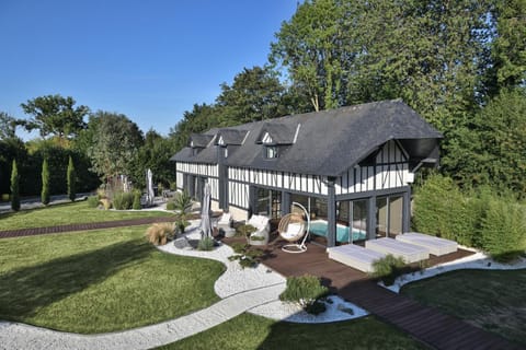 Property building, Patio, Garden, Hot Spring Bath, Swimming pool