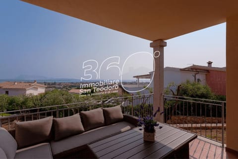 Patio, Day, Natural landscape, View (from property/room), Balcony/Terrace, Living room, Seating area, Sea view