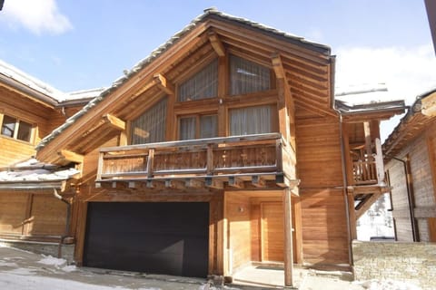 TETRAS Chalet de prestige, 12 personnes , Pieds des pistes Chalet in Piedmont