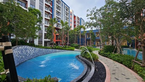 Property building, Swimming pool
