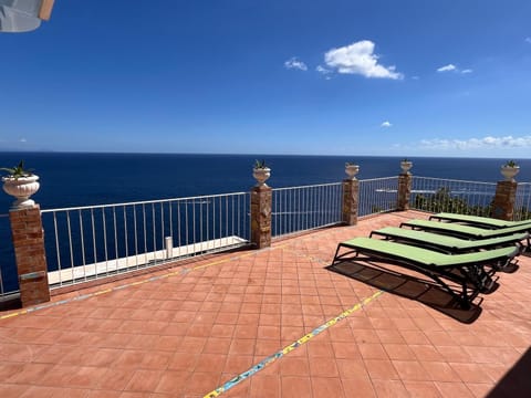 Balcony/Terrace, Sea view, sunbed