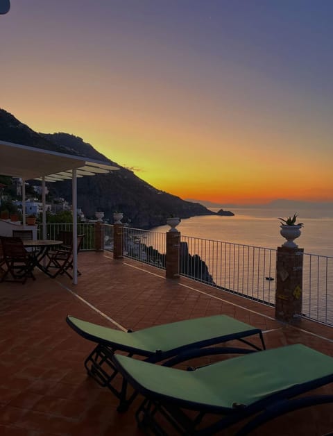 Sea view, Sunrise, sunbed