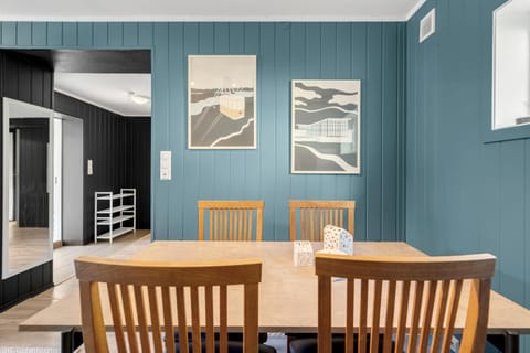 Arctic Escape I Warm & Welcoming I FREE Parking Apartment in Tromso