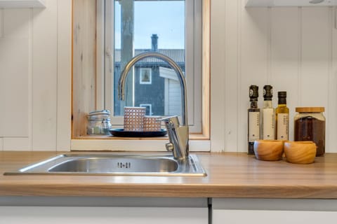 Arctic Escape I Warm & Welcoming I FREE Parking Apartment in Tromso