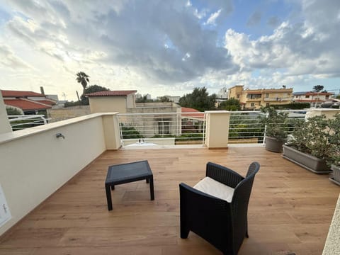 Balcony/Terrace, Balcony/Terrace