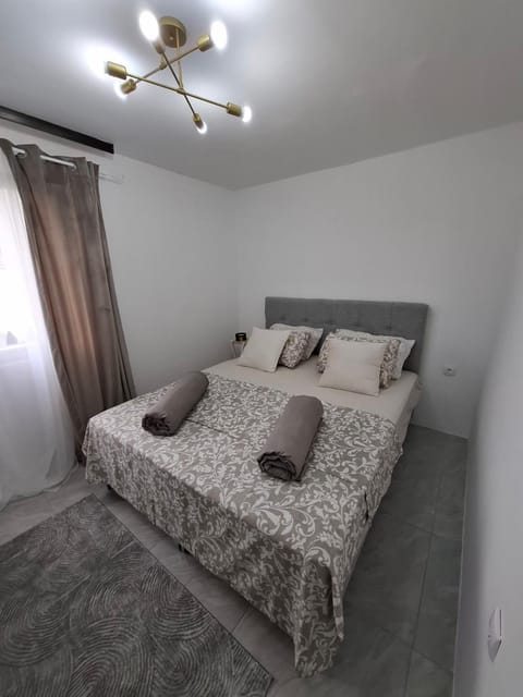 Apartman SARA Apartment in Zlatibor District, Serbia