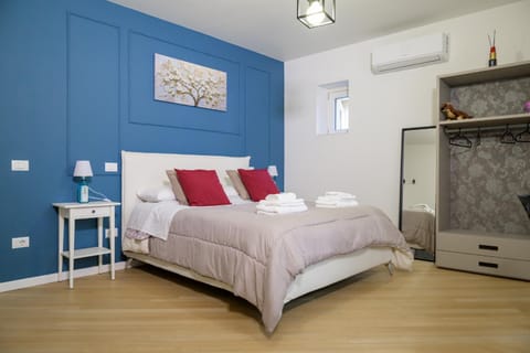 Bed, wardrobe
