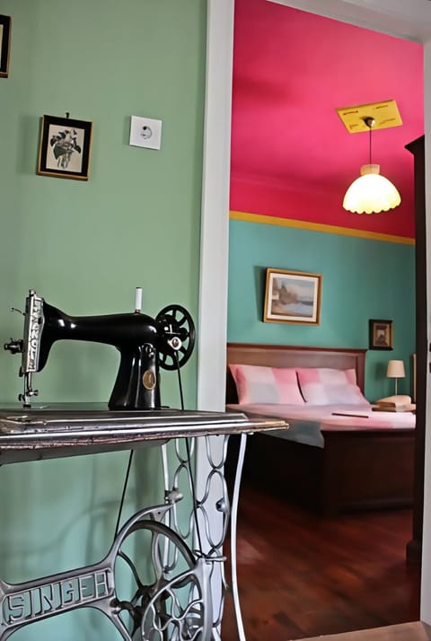 Activities, Decorative detail, Area and facilities