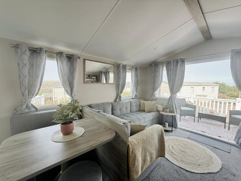 Balcony/Terrace, Living room, Dining area