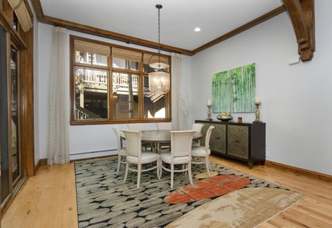 Freemont building F4 townhouse House in Edwards