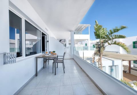 Suite Palm Oasis Apartment in Puerto del Carmen