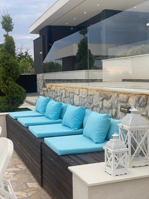 Resort Villa Moses Villa in Novalja