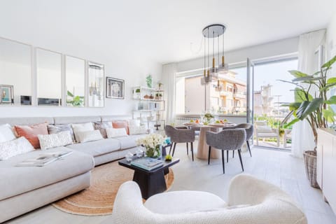 Marine Charm Apartment in Viareggio