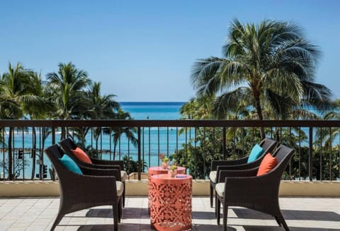 NEW Oceanfront Luxury at Waikiki Beach Tower House in Honolulu