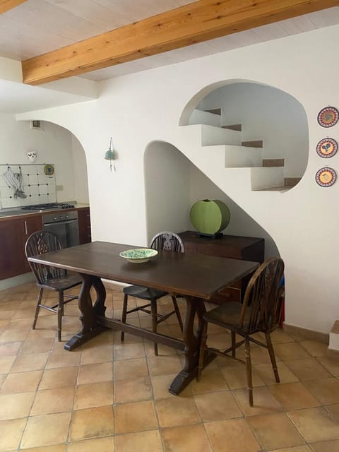 Casa Pupetta Chiaiolella Heart Apartment in Campania