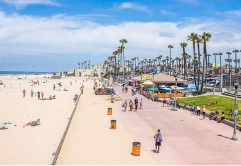 Amazing 2bdr Huntington Beach Home Apartment in Huntington Beach