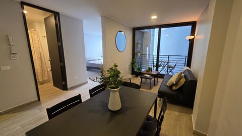 Living room, Photo of the whole room, Dining area