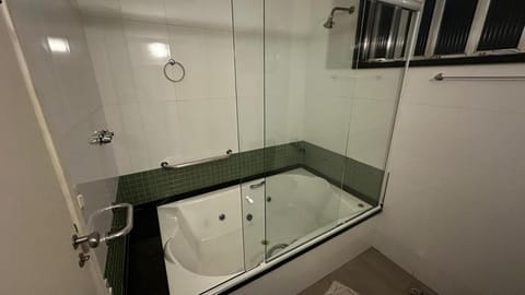 Shower, Bathroom, Bath