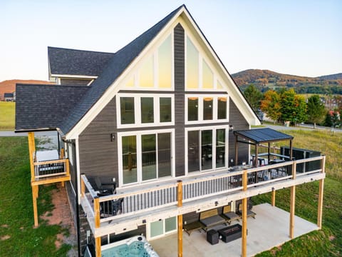 Black Diamond by MasonTyler House in Dry Fork