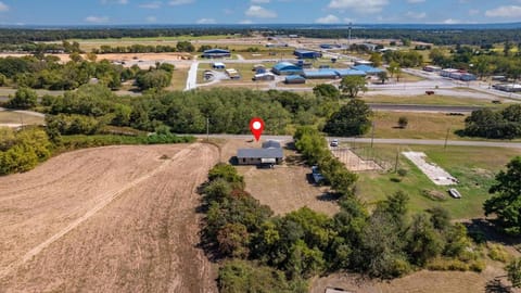 Off the Rails Retreat Villa in Oklahoma