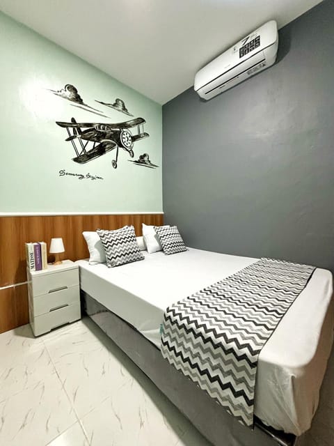 Bed, Bedroom, air conditioner