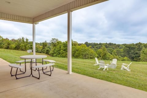 14 Mi to Ark Encounter Rural Corinth Escape! House in Ohio