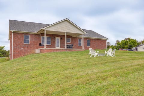 14 Mi to Ark Encounter Rural Corinth Escape! House in Ohio