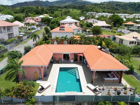 Property building, Bird's eye view, View (from property/room), Pool view, Swimming pool, sunbed