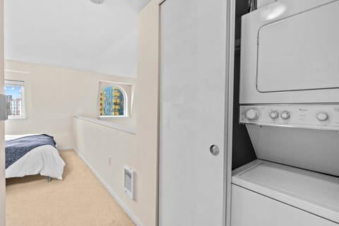 Emerald City Penthouse Apartment in Belltown