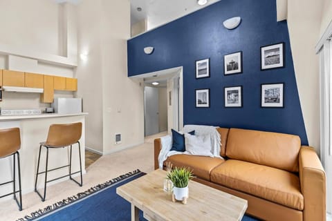 Emerald City Penthouse Apartment in Belltown