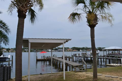 Natural landscape, View (from property/room), Lake view, Sea view