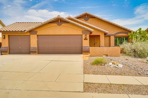 4 Mi to Catalina State Park Mountain-View Home House in Oro Valley