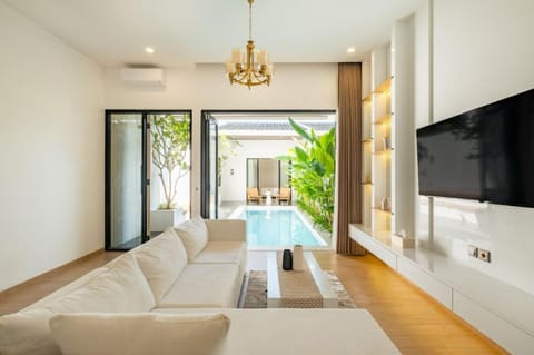TV and multimedia, Kitchen or kitchenette, Living room