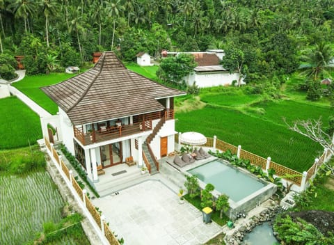 Property building, Pool view, Swimming pool