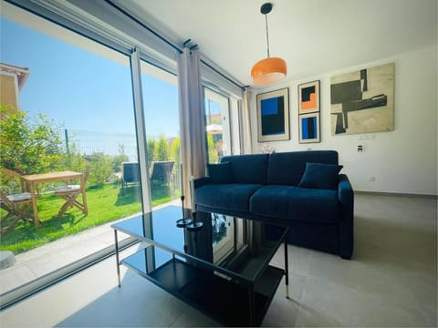 Patio, Balcony/Terrace