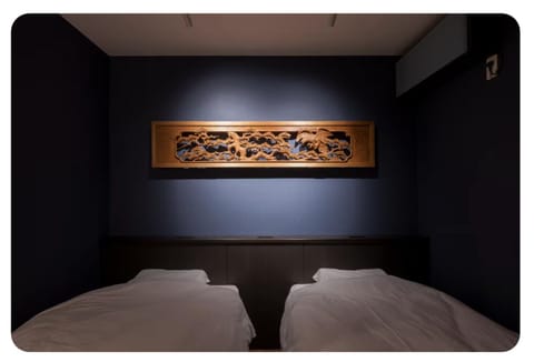 Bed, Decorative detail, Bedroom