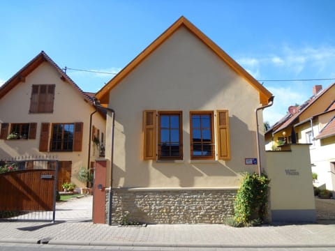 Property building, Street view