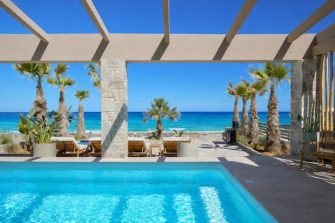 Pool view, Sea view, Swimming pool, sunbed