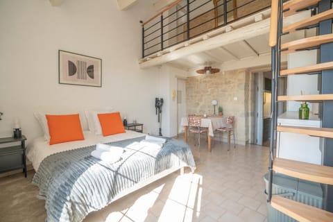 Bed, Living room, Dining area
