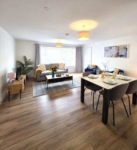 Living room, Seating area, Dining area