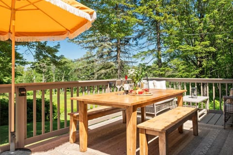 Seating area, Garden view