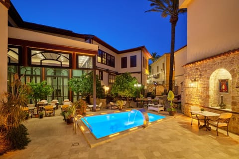Property building, Night, Swimming pool, Swimming pool