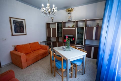 Comfort sul Mare, WI-FI e Parking Apartment in Fano
