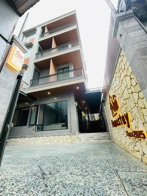 Property building, Table tennis, Table tennis