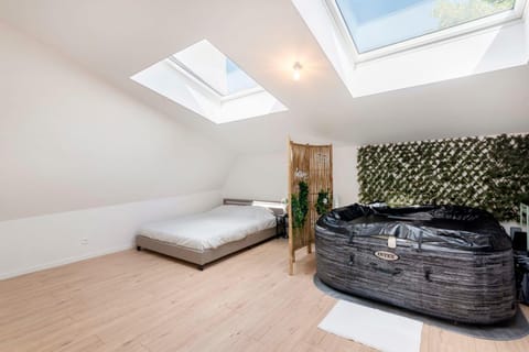 Le Léon - Wifi - 400m Gare Apartment in Île-de-France