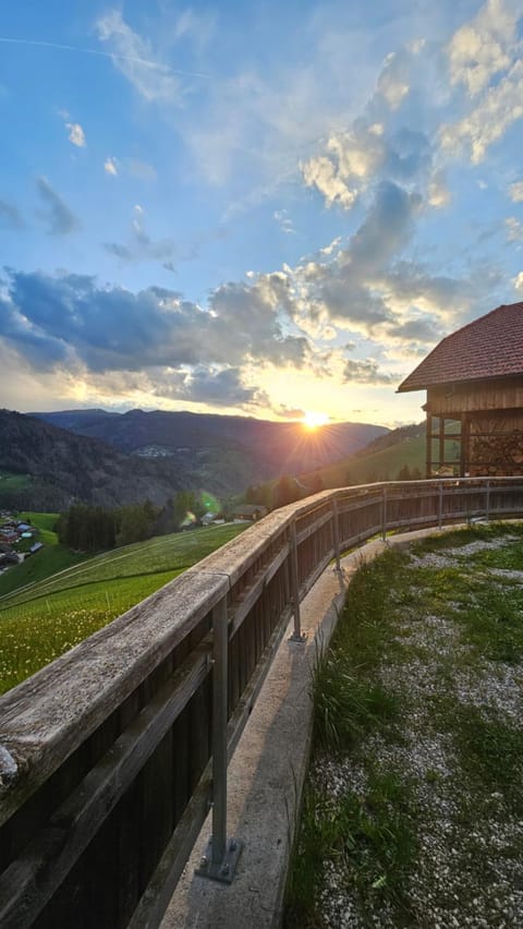 City view, Mountain view