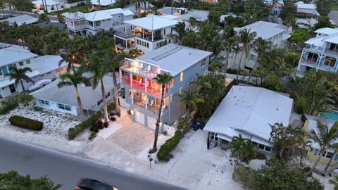 Bird's eye view, View (from property/room), Street view